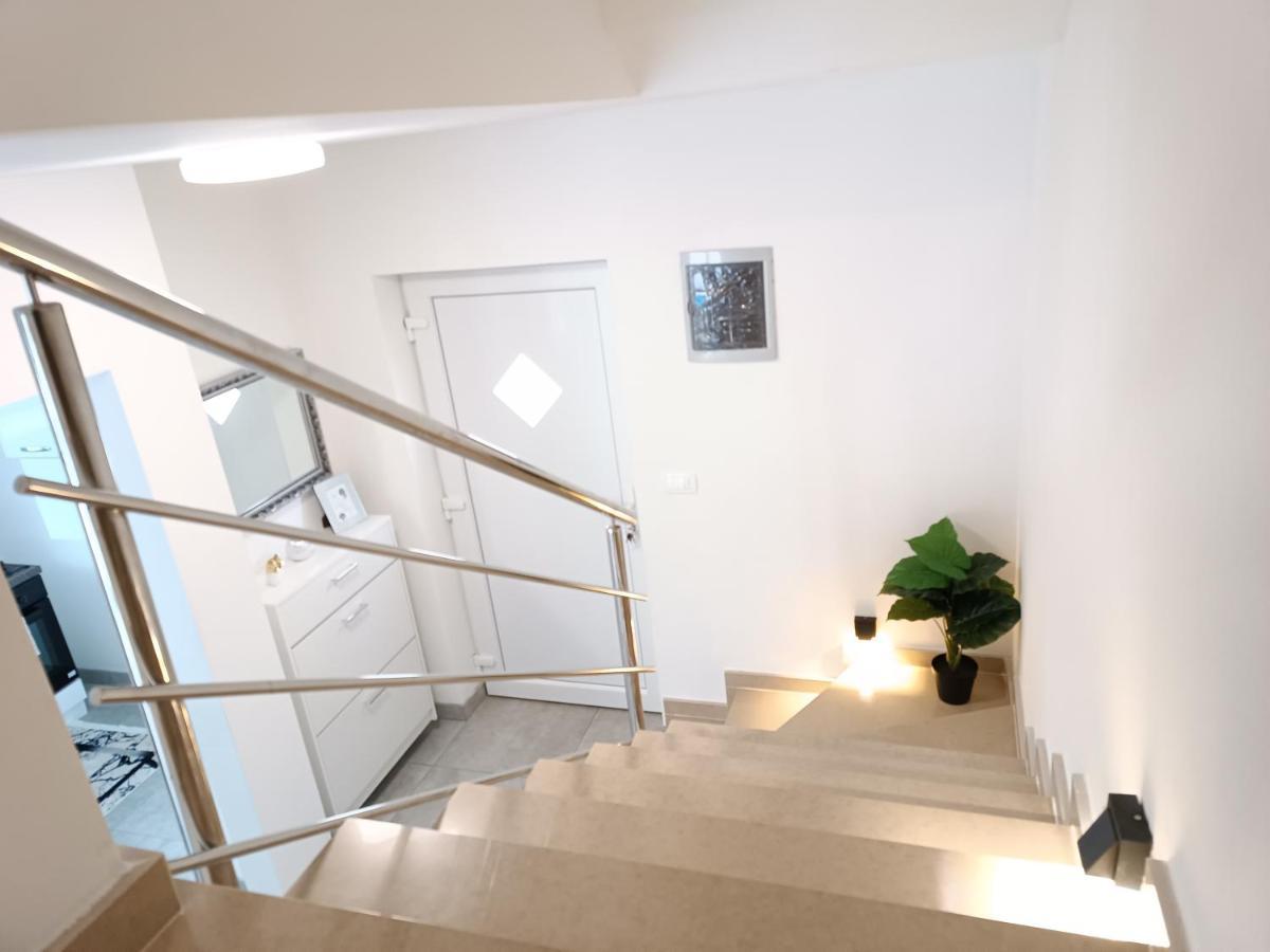 Villa Sarah מדולין מראה חיצוני תמונה