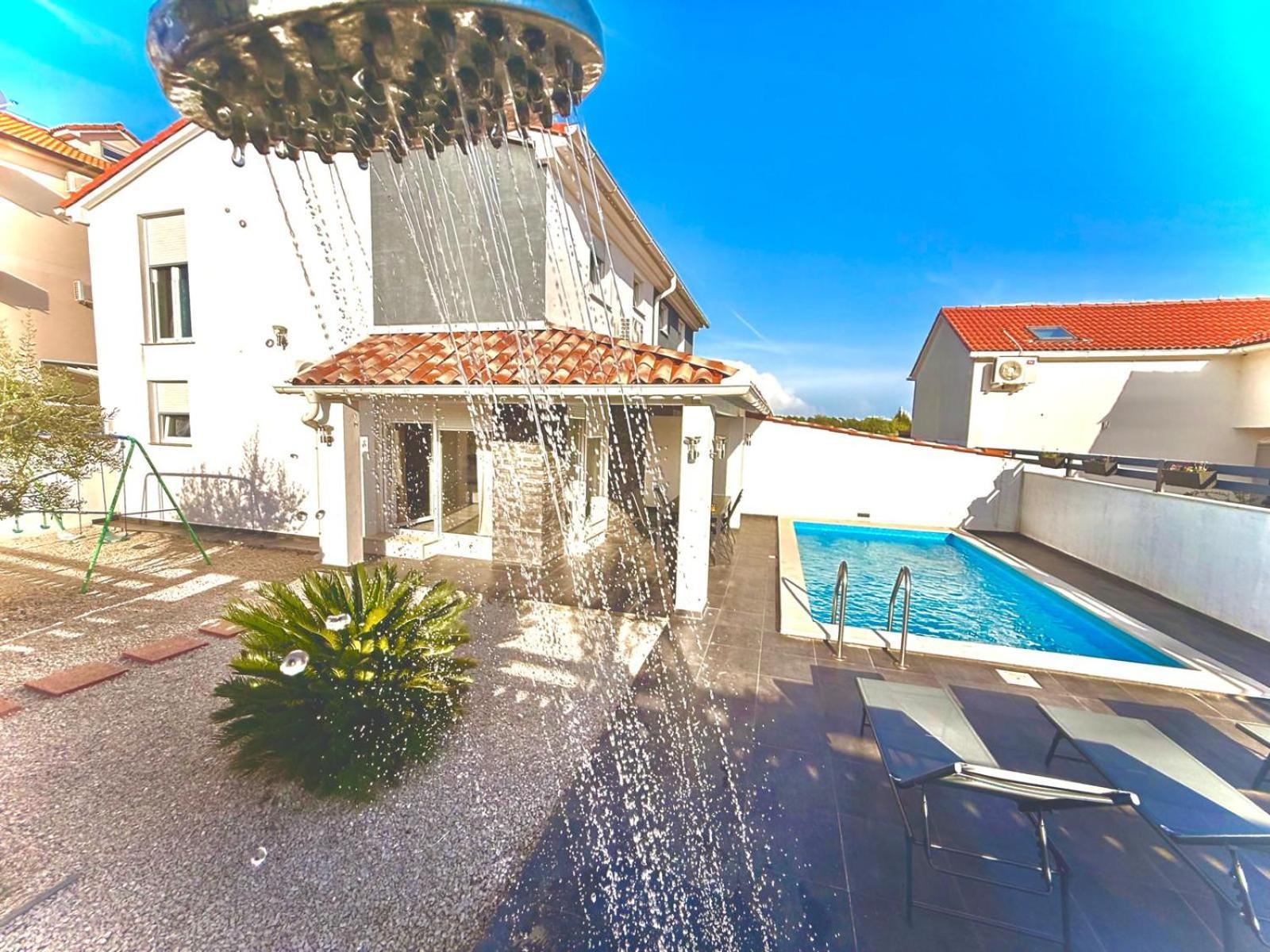 Villa Sarah מדולין מראה חיצוני תמונה